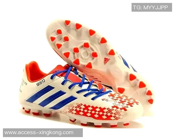 选择适合你的足球鞋刀钉与圆钉类型提升场上表现的全面指南